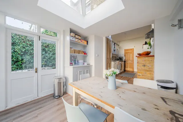 Photo 3 — Wimbledon Park Road, Southfields, London, SW18