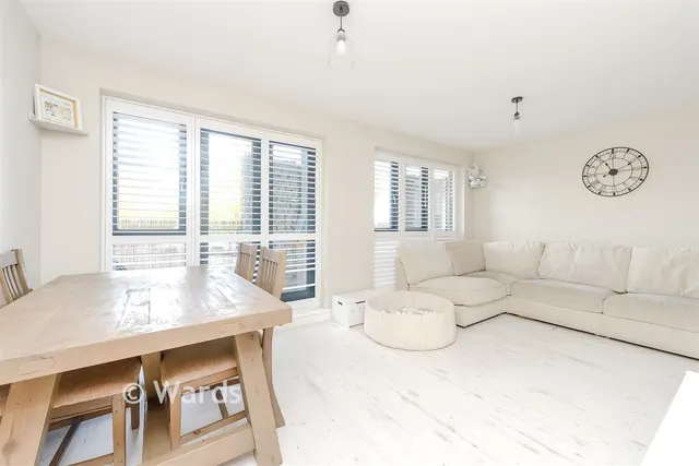 Waterstone Way, Greenhithe, DA9, photo 3