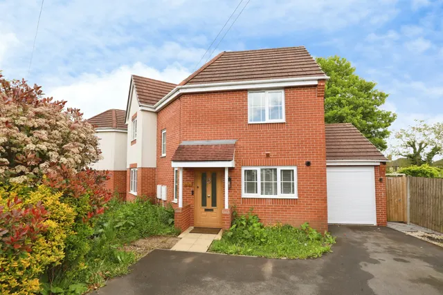 Weston Road, Stoke-On-Trent, photo 1