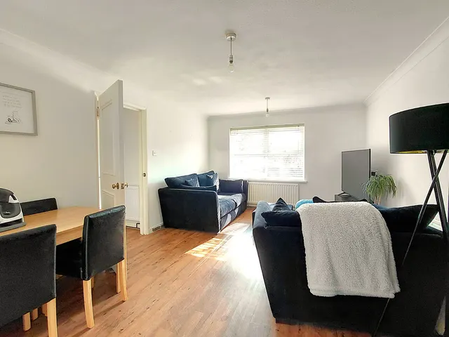 Bulkington Avenue, Worthing, BN14, photo 3
