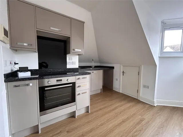 High Street, Camberley, Surrey, GU15 3RB, photo 1