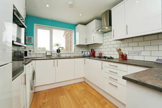 Shelley Road, Dursley, GL11, photo 2