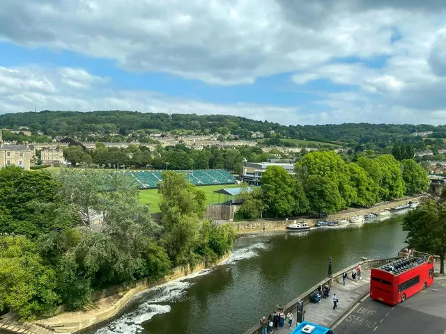 Photo 3 — Grand Parade, Bath, BA2