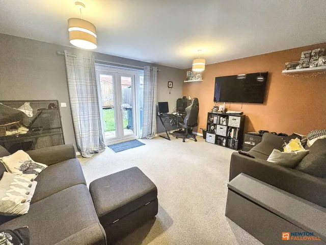 Taunton Road, Bourne, PE10, photo 2