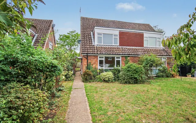 Pinchmill Way, Sharnbrook, Bedford, photo 1