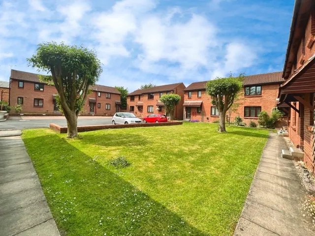 Birchwood Mews, Harrogate, HG2, photo 1