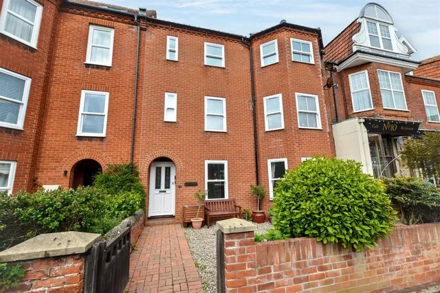 Augusta Street, Sheringham, NR26, photo 1