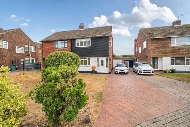 Barham Close, Bromley, BR2, photo 1