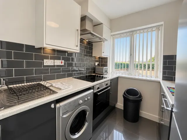 Clearwater Way, Cardiff, CF23, photo 1