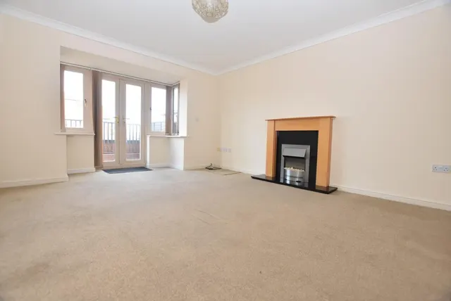Photo 2 — Alverley Gardens, Staveley, Chesterfield, S43 3LQ