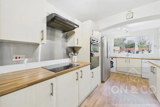 Underbank Lane, Moulton, NN3, photo 2