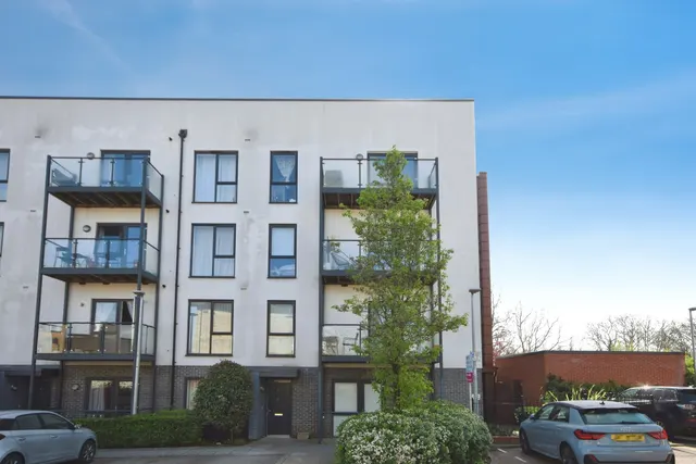 Safflower Lane, Romford, photo 1