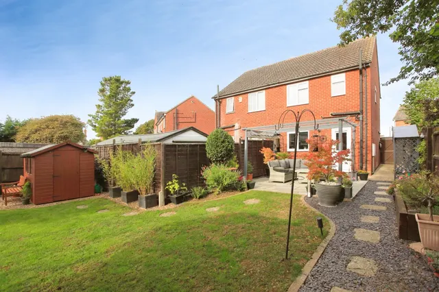 Manor Close, Peterborough, PE6, photo 1