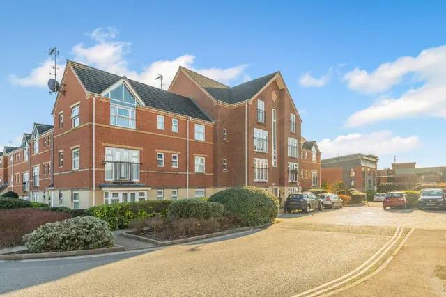 Purston House, Alma Road, Banbury, photo 1