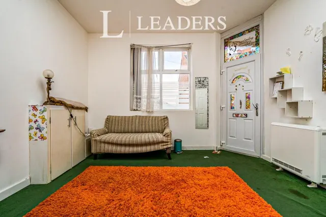 Pool Road, Leicester, LE3, photo 3