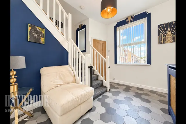 Kilnhurst Road, Rawmarsh, photo 2
