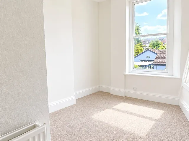 Photo 3 — Rockleaze Avenue, Bristol, BS9 1NG