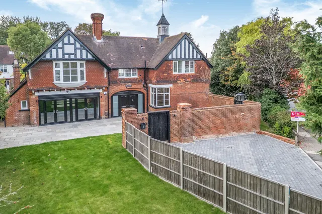 Woodland Way, West Wickham, BR4, photo 1