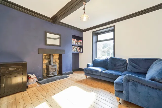 Photo 2 — Rockfield Terrace, Yeadon, Leeds