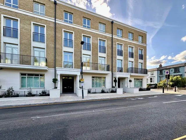 Distillery Road, London, W6, photo 1
