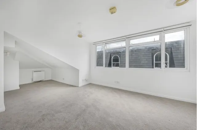Adamson Road, London, NW3, photo 2