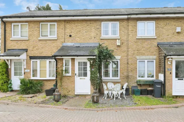 The Lynch, Hoddesdon, EN11, photo 1