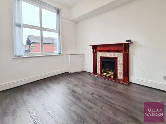 Denstone Road, Reddish, SK5, photo 3
