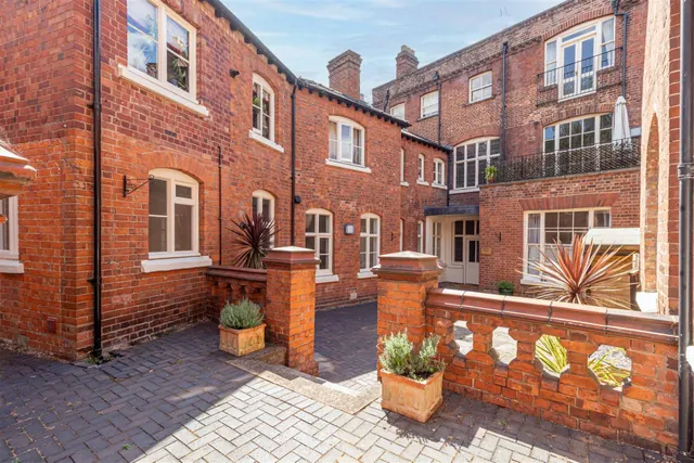Rectory Place, Worcester, WR5, photo 1