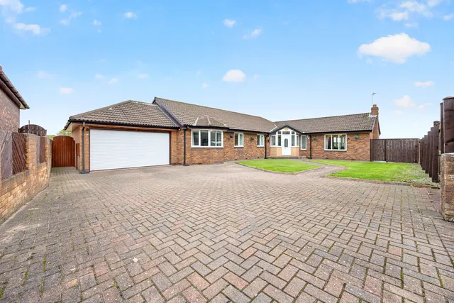 Cramlington NE23 6XR, NE23, photo 1