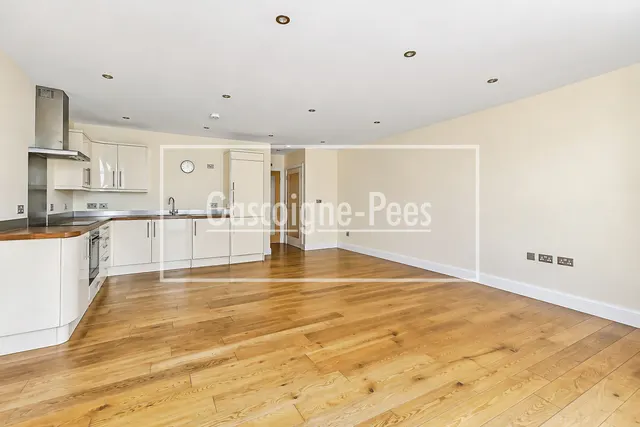 Wandsworth road, SW8, photo 2
