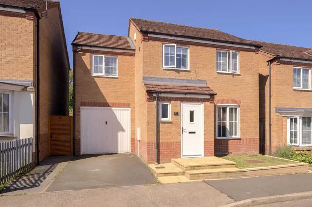Jay Road, Corby, photo 1