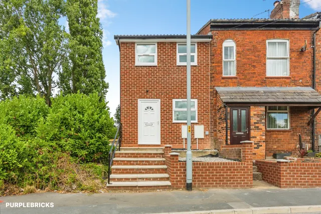 Hempshaw Lane, Stockport, SK1, photo 2