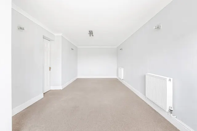 Oakfield Close, Potters Bar, EN6, photo 2