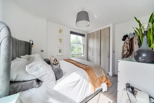 Wells Park Road, London, SE26, photo 2