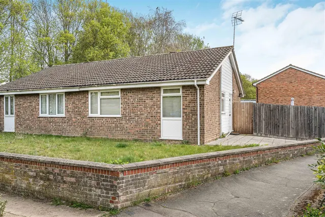Chalkstone Way, Haverhill, CB9, photo 1