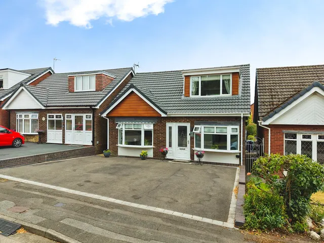 Thirlmere Close, Cannock Town Centre, Cannock, WS11, photo 1