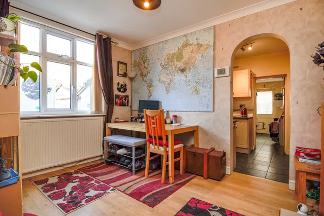 Photo 2 — Ringwood Road, Farnborough, GU14 8BG