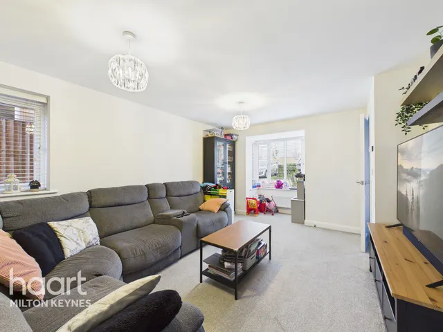 Kitchener Drive, Milton Keynes, MK17, photo 2