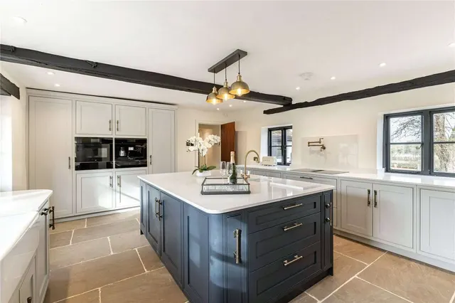 Photo 3 — Luffenhall, Cromer, Hertfordshire, SG2 7PX