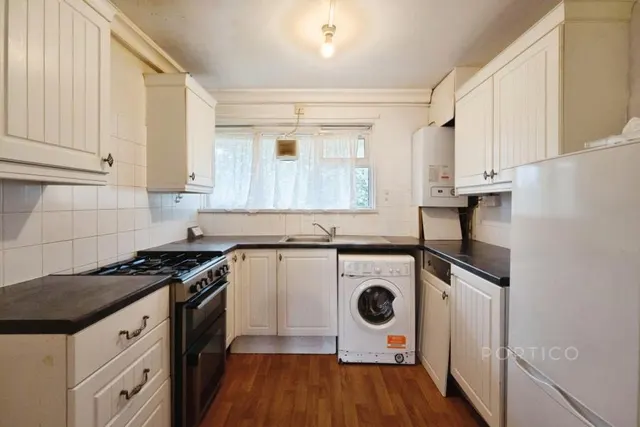 Leyton Grange Estate, London, E10, photo 3