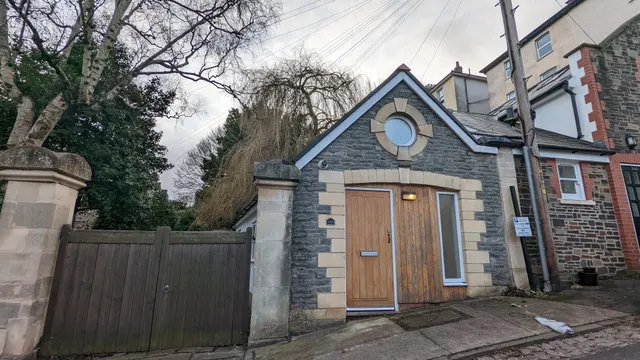 Southfield Road, Cotham, BS6, photo 1