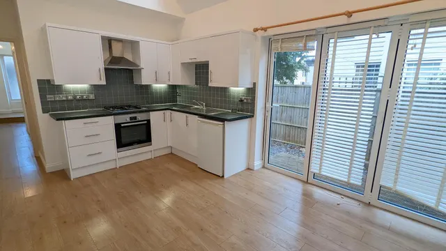 Southfield Road, Cotham, BS6, photo 2