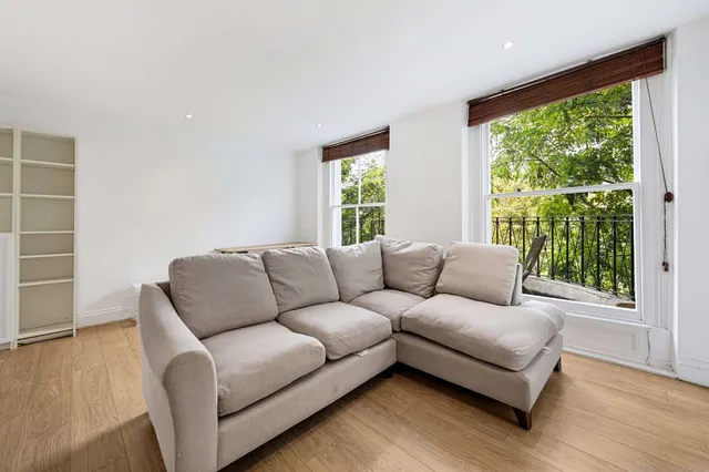 Photo 2 — Clapham Road, London, SW9 9BT