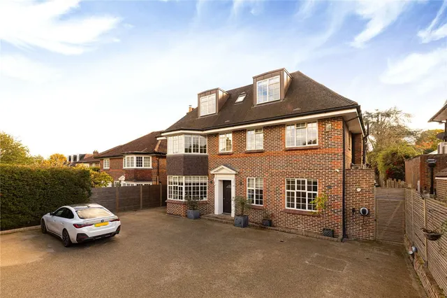 Bathgate Road, Wimbledon, London, SW19 5PJ, photo 1