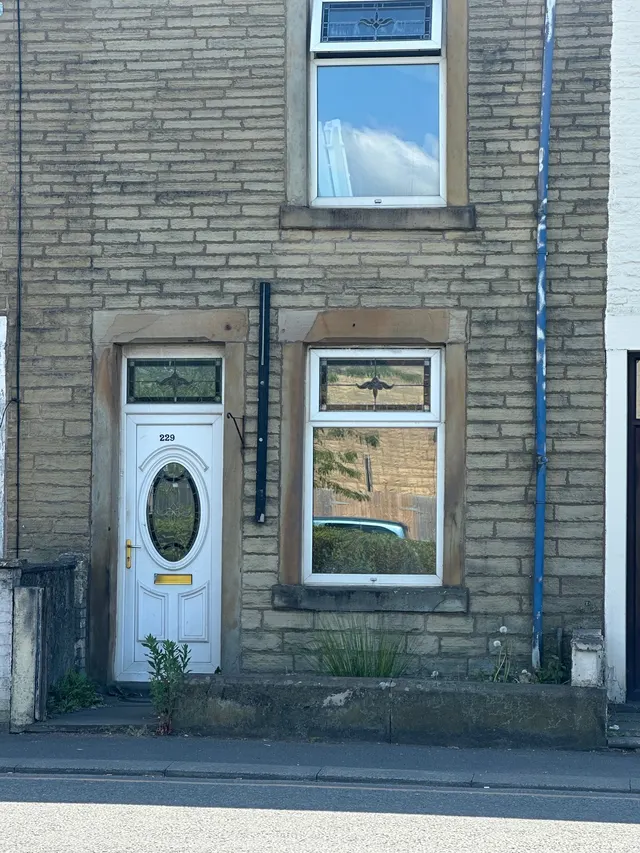 229 Briercliffe Road, Burnley, UK, BB10 1UR, photo 1