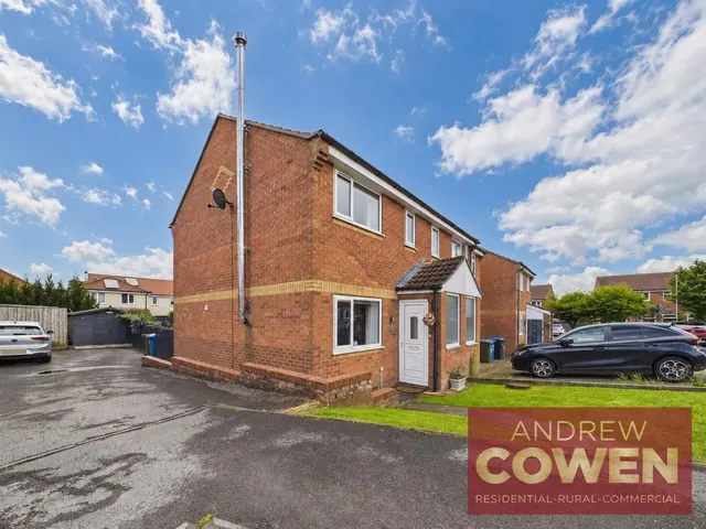 Photo 2 — Shire Close Eastfield, Scarborough YO11 3YZ