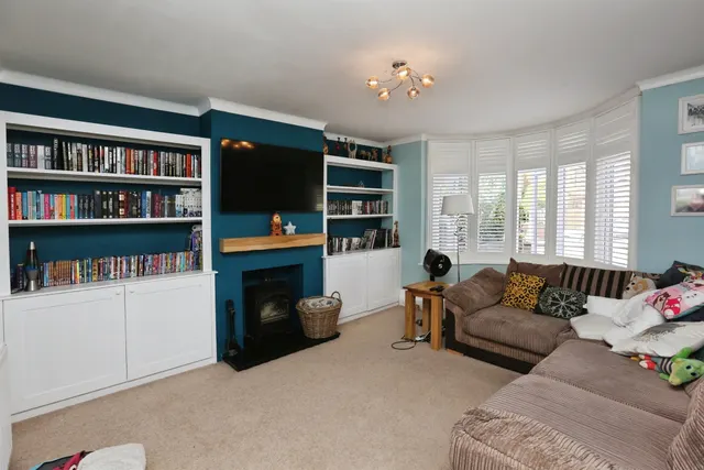 Grove Avenue, Gosport, PO12, photo 2