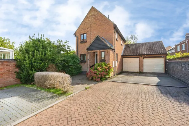 Stratton Mews, Leighton Buzzard, LU7, photo 1