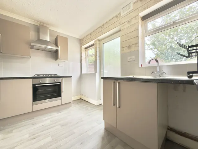 Eatesbrook Road, Stechford, B33, photo 2