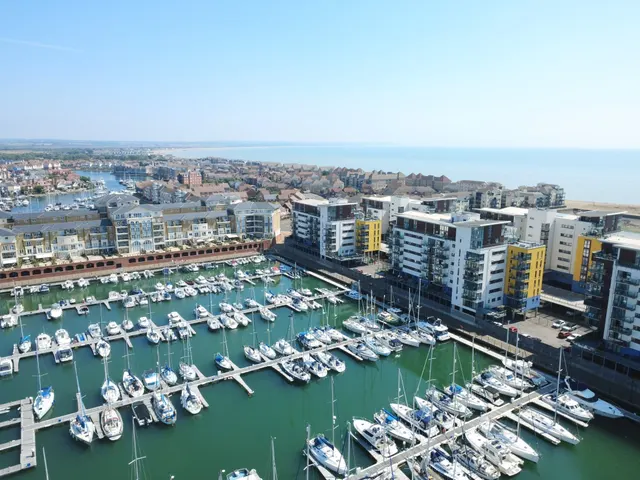 Midway Quay, Eastbourne, BN23, photo 2